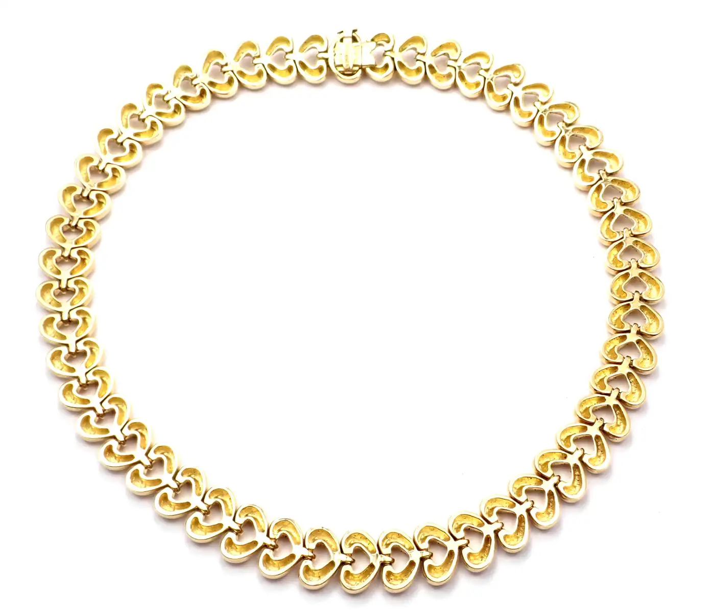 Heart-Link-Choker-Yellow-Gold-Necklace-Van-Cleef-Arpels-9.webp