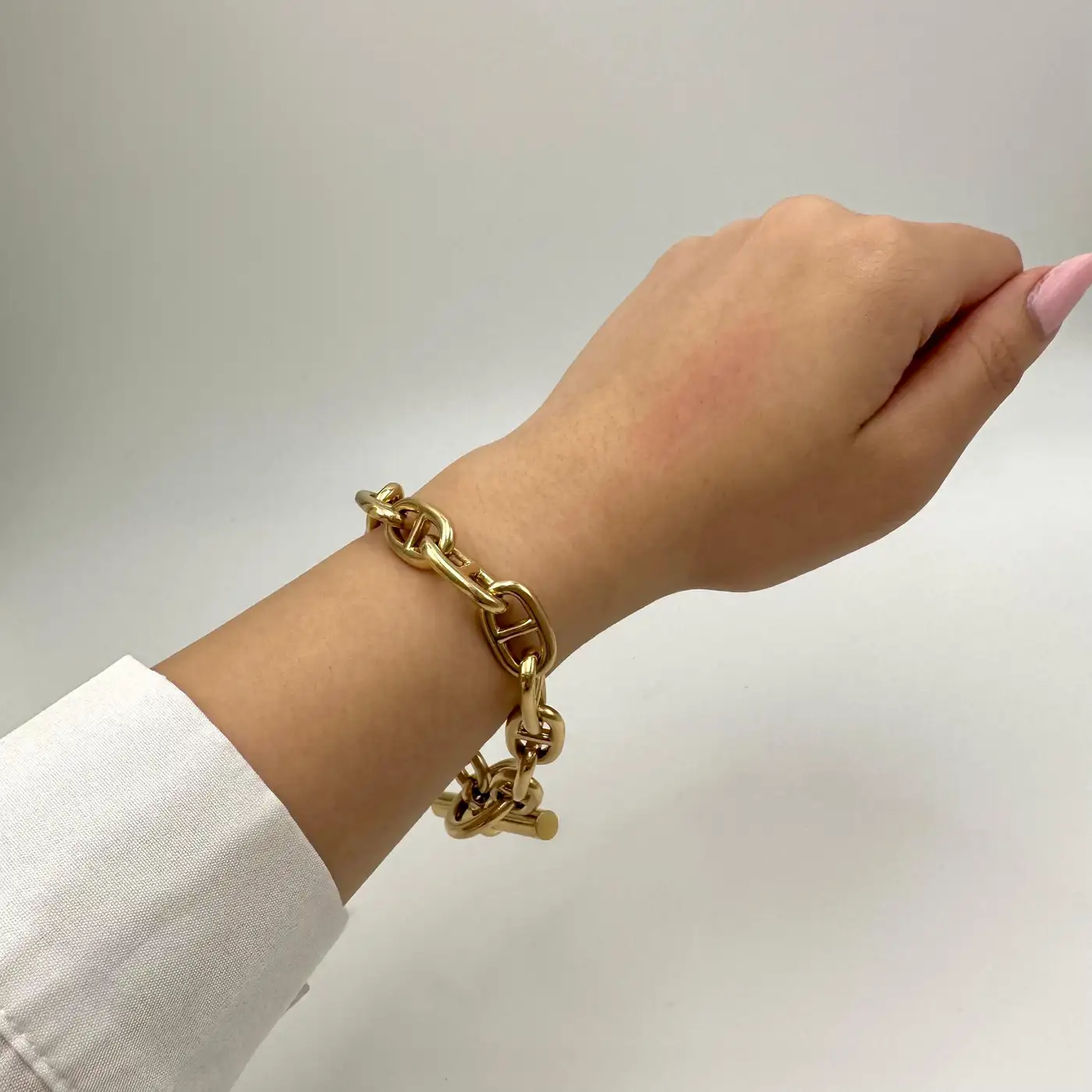 Hermes-Chaine-dAncre-Yellow-Gold-Bracelet-2.webp