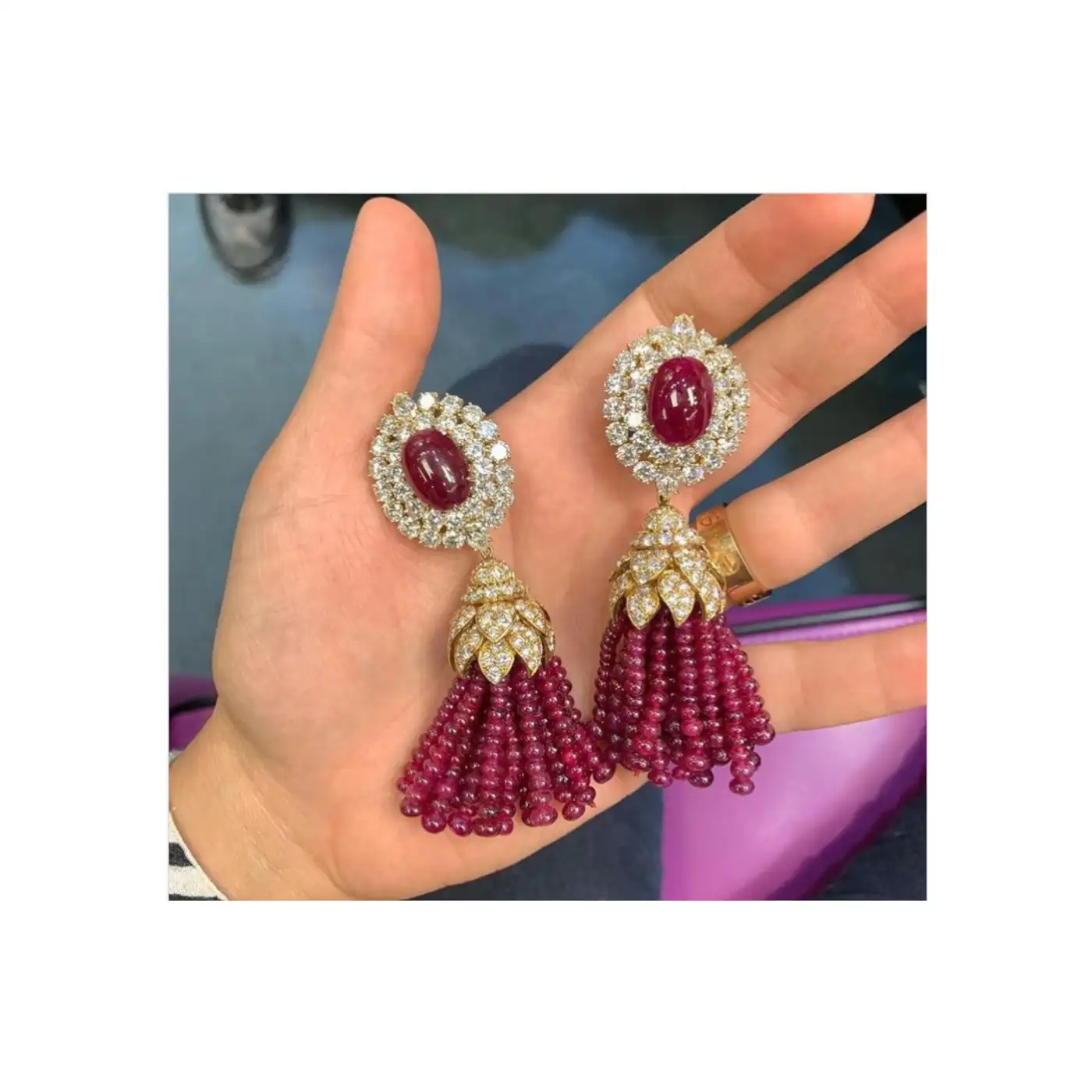 Ruby-Diamond-Day-and-Night-Tassel-Earrings-Magnificent-Van-Cleef-Arpels-8.webp