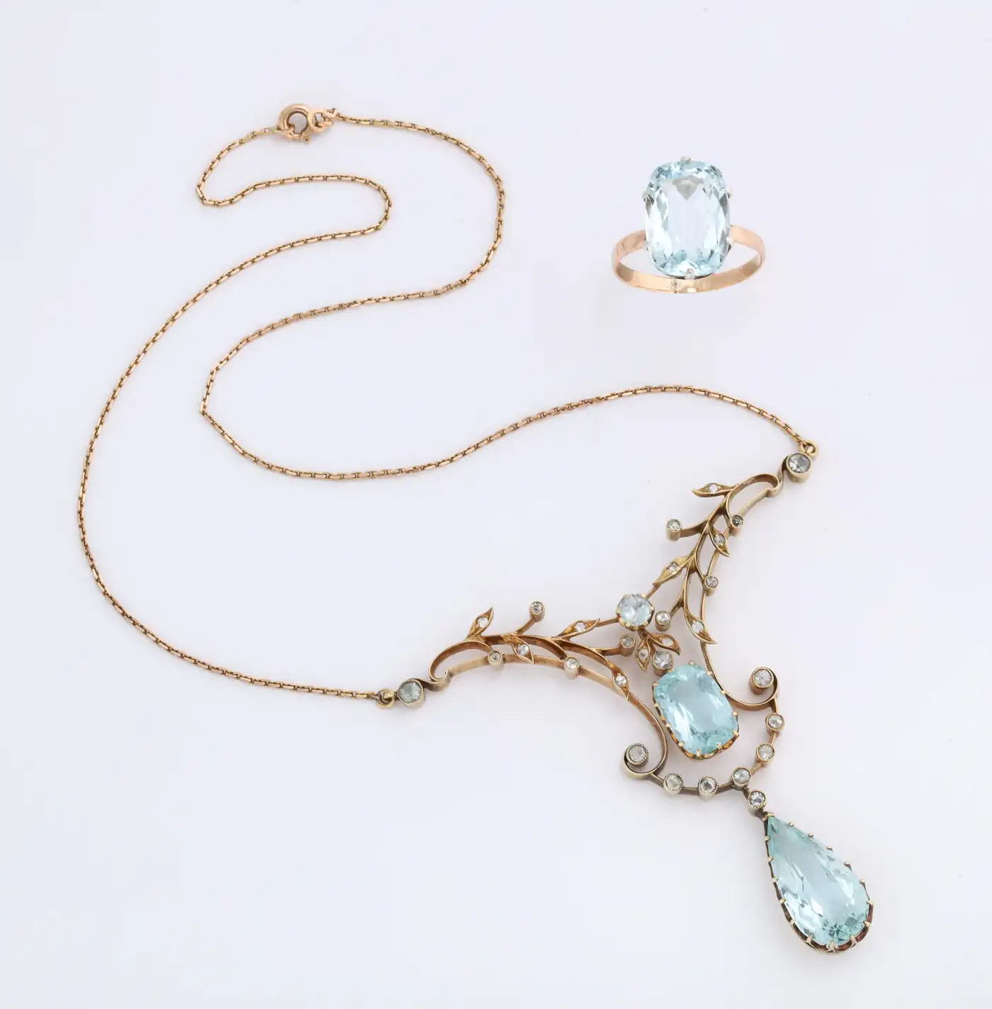 Russian-Art-Nouveau-Aquamarine-Necklace-and-Ring-St.-Petersburg-c.-1910-3.webp