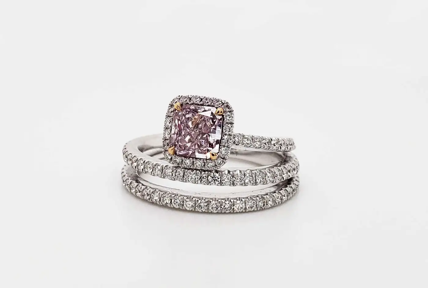 Scarselli-Fancy-Purple-Pink-1.00-carat-Radiant-Cut-Diamond-Engagement-Ring-9.webp