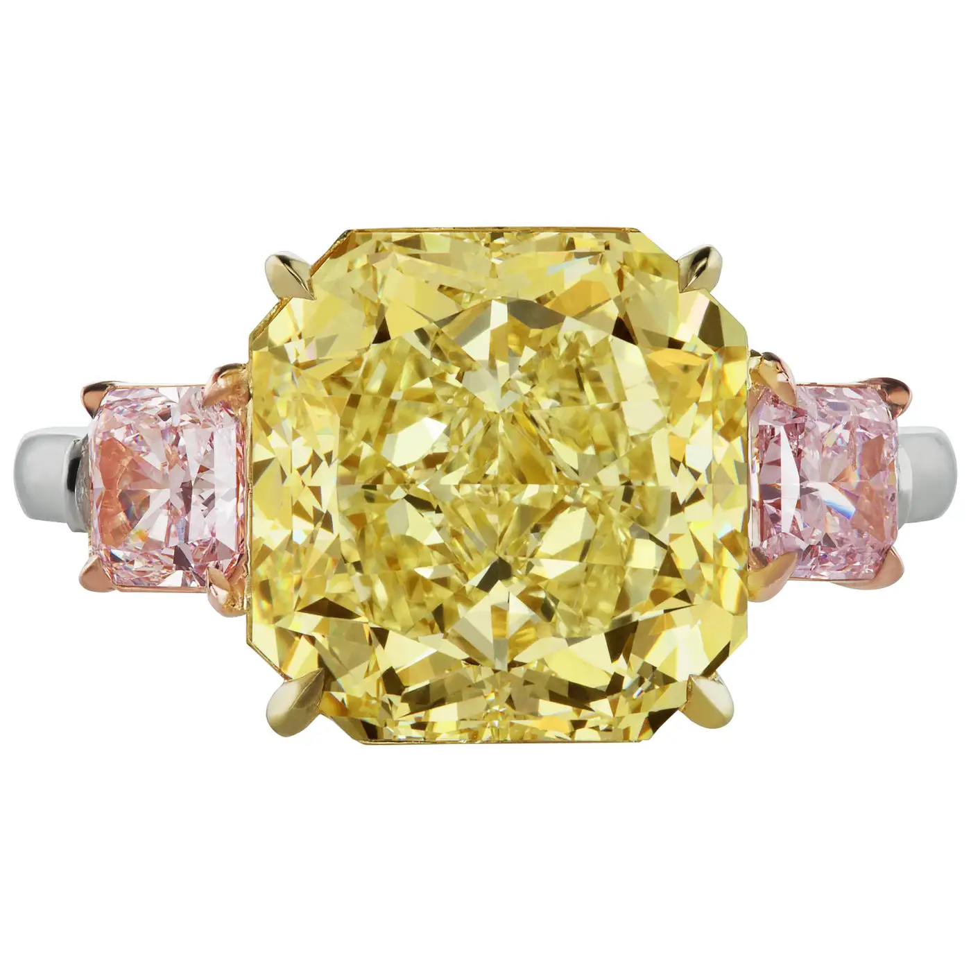 Scarselli-GIA-7-Carat-Yellow-Radiant-and-Pink-Cushion-Diamond-Ring-in-Platinum-1.webp
