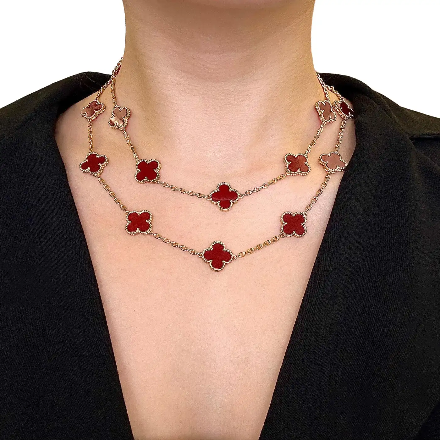 Vintage-Alhambra-20-Motif-Carnelian-Necklace-2.webp