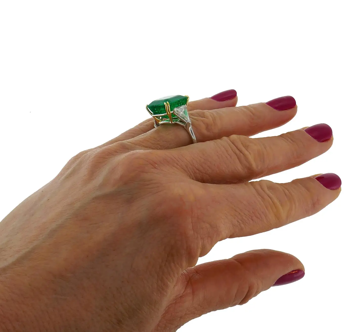 Vintage-Harry-Winston-Emerald-Diamond-Platinum-Ring-14.04-Carat-Colombian-AGL-2.webp