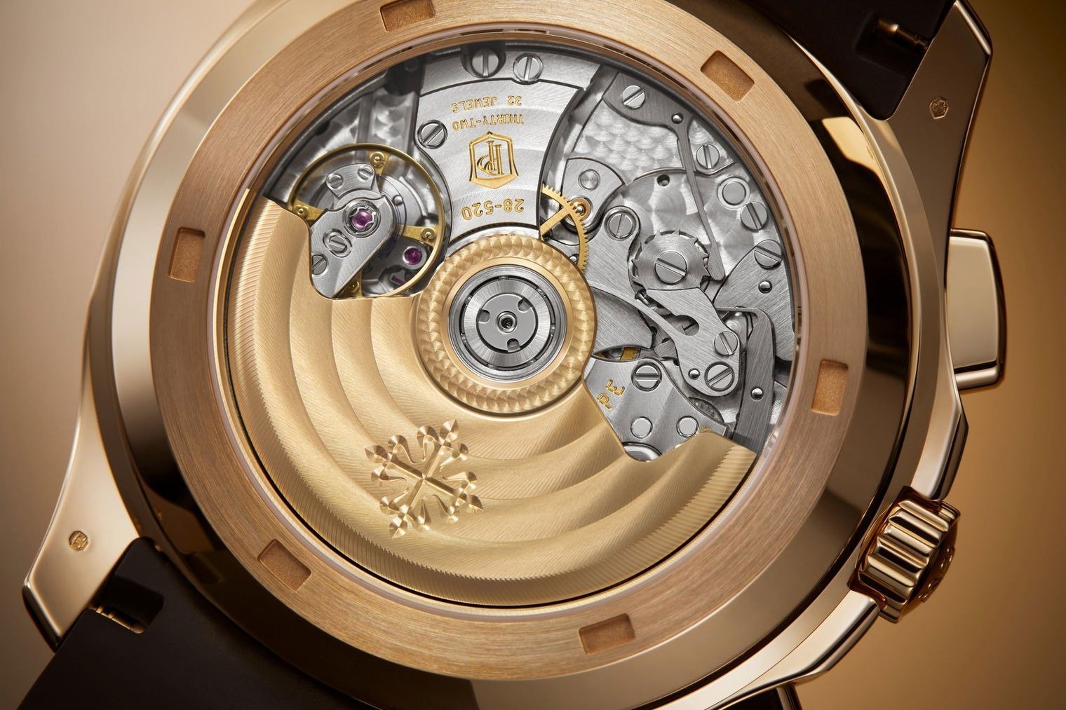 patek-philippe-aquanaut-flyback-6.jpg