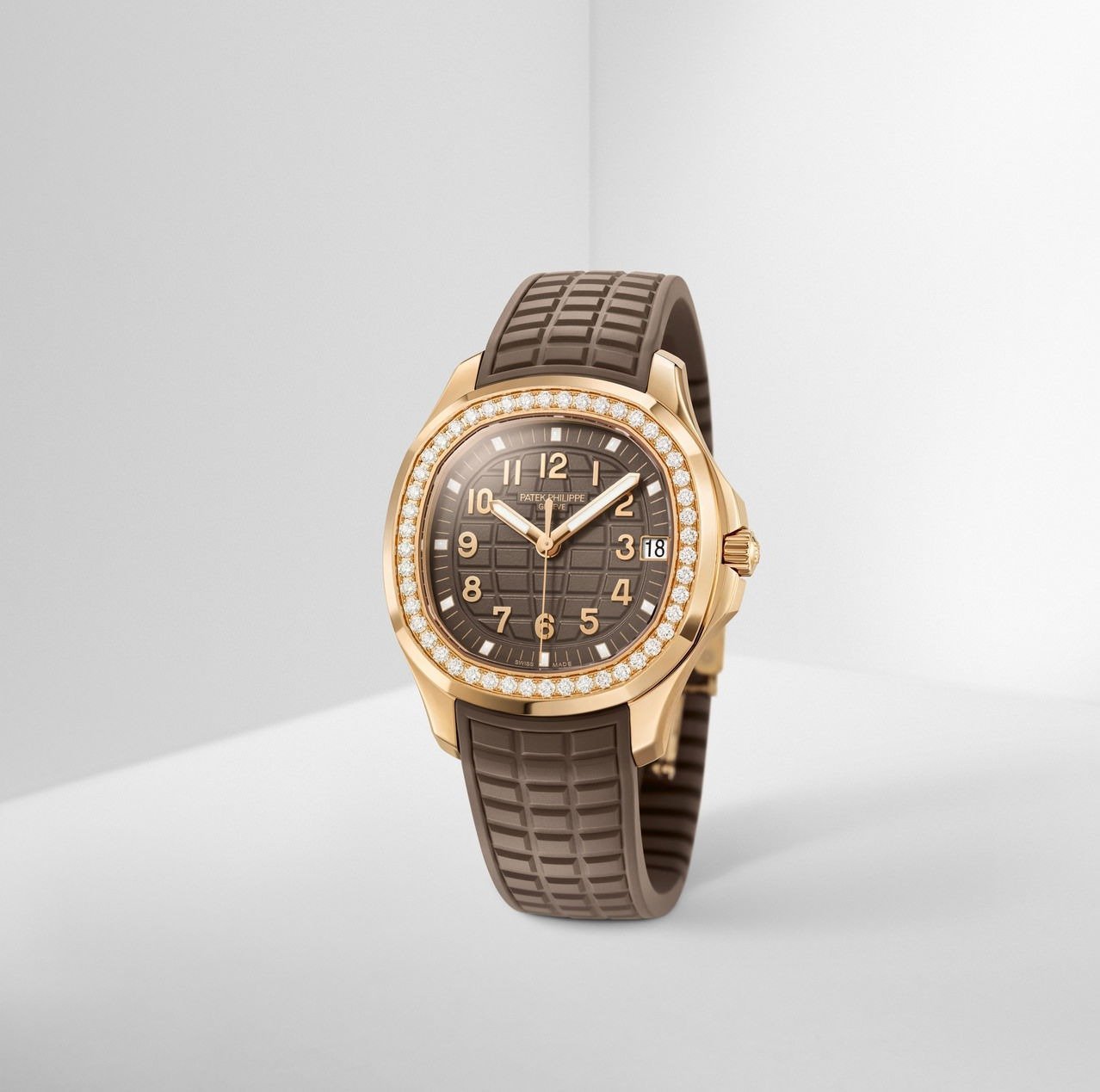 patek-philippe-aquanaut-luce-526-1.jpg