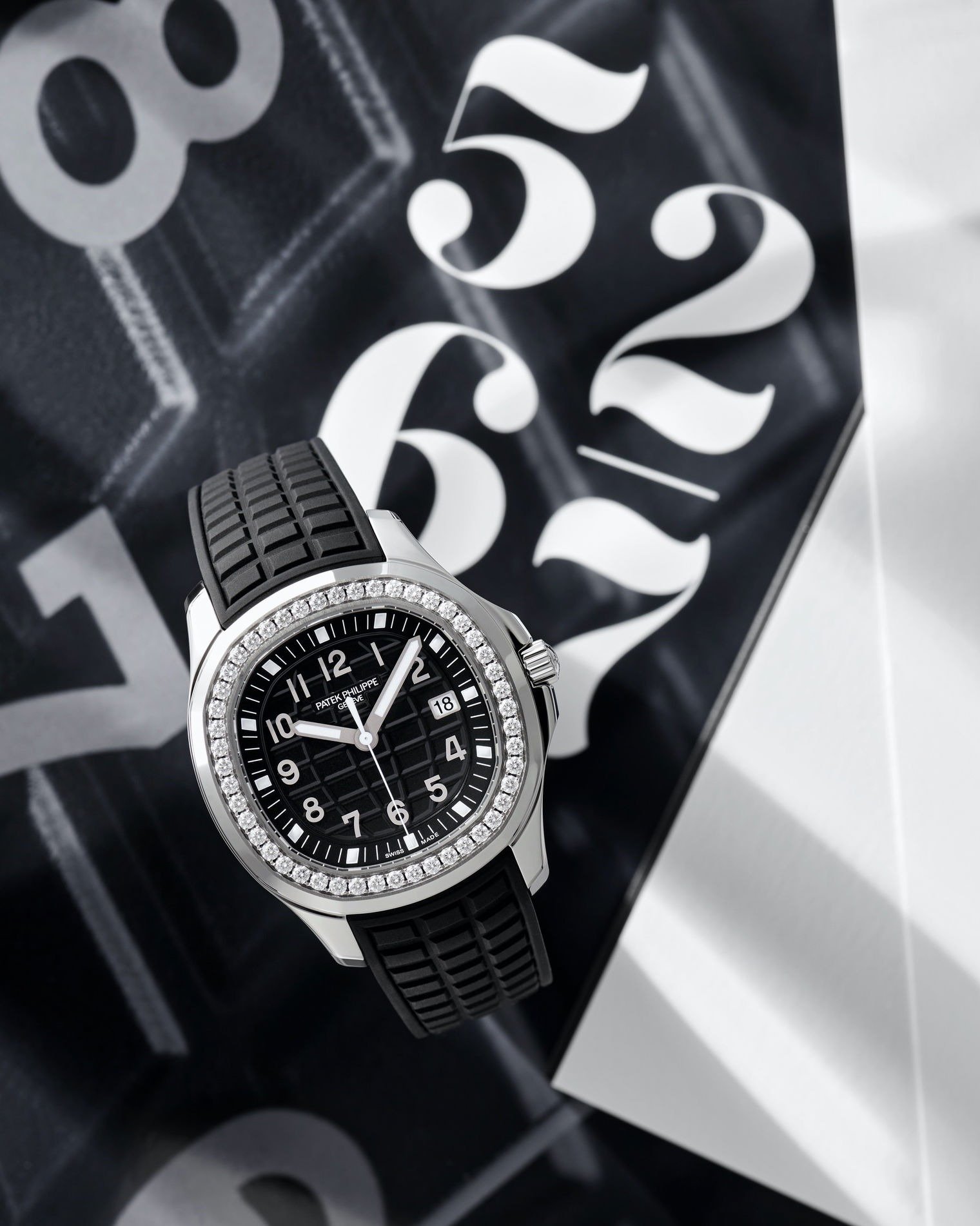 patek-philippe-aquanaut-luce-526-8-3.jpg