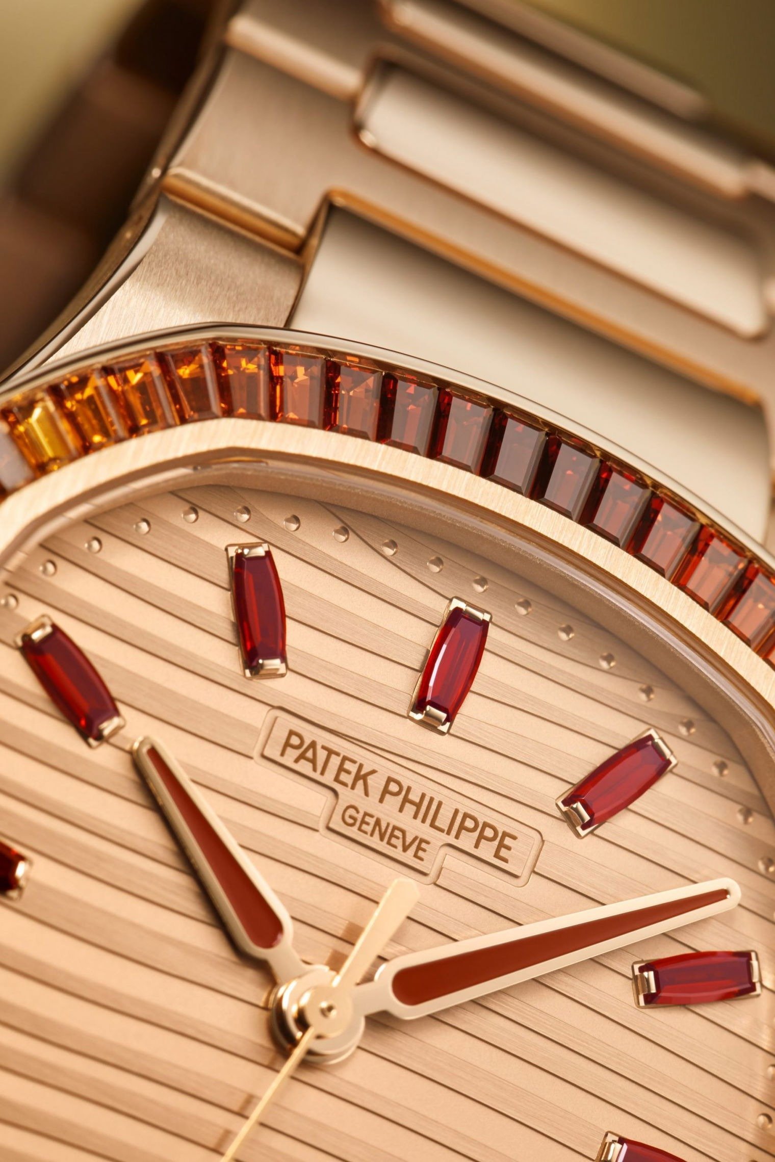 patek-philippe-nautilus-joailler-1.jpg